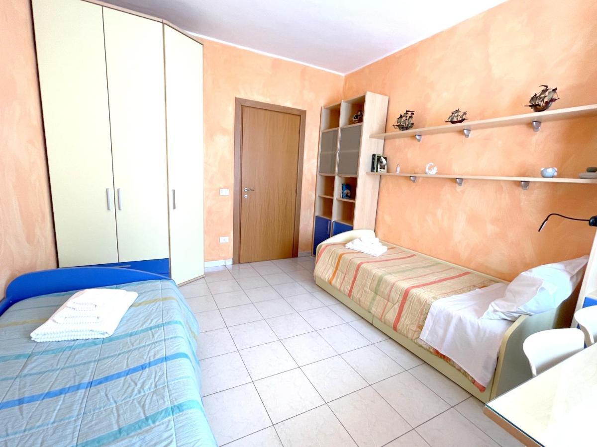Апартаменти Accomodo Mib28 Bivano Navigli Мілан Екстер'єр фото