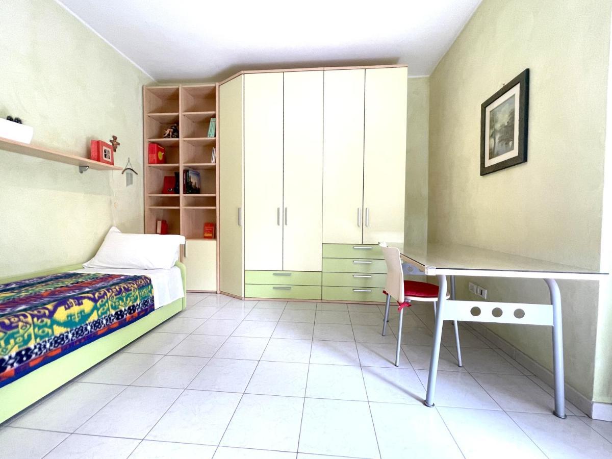 Апартаменти Accomodo Mib28 Bivano Navigli Мілан Екстер'єр фото