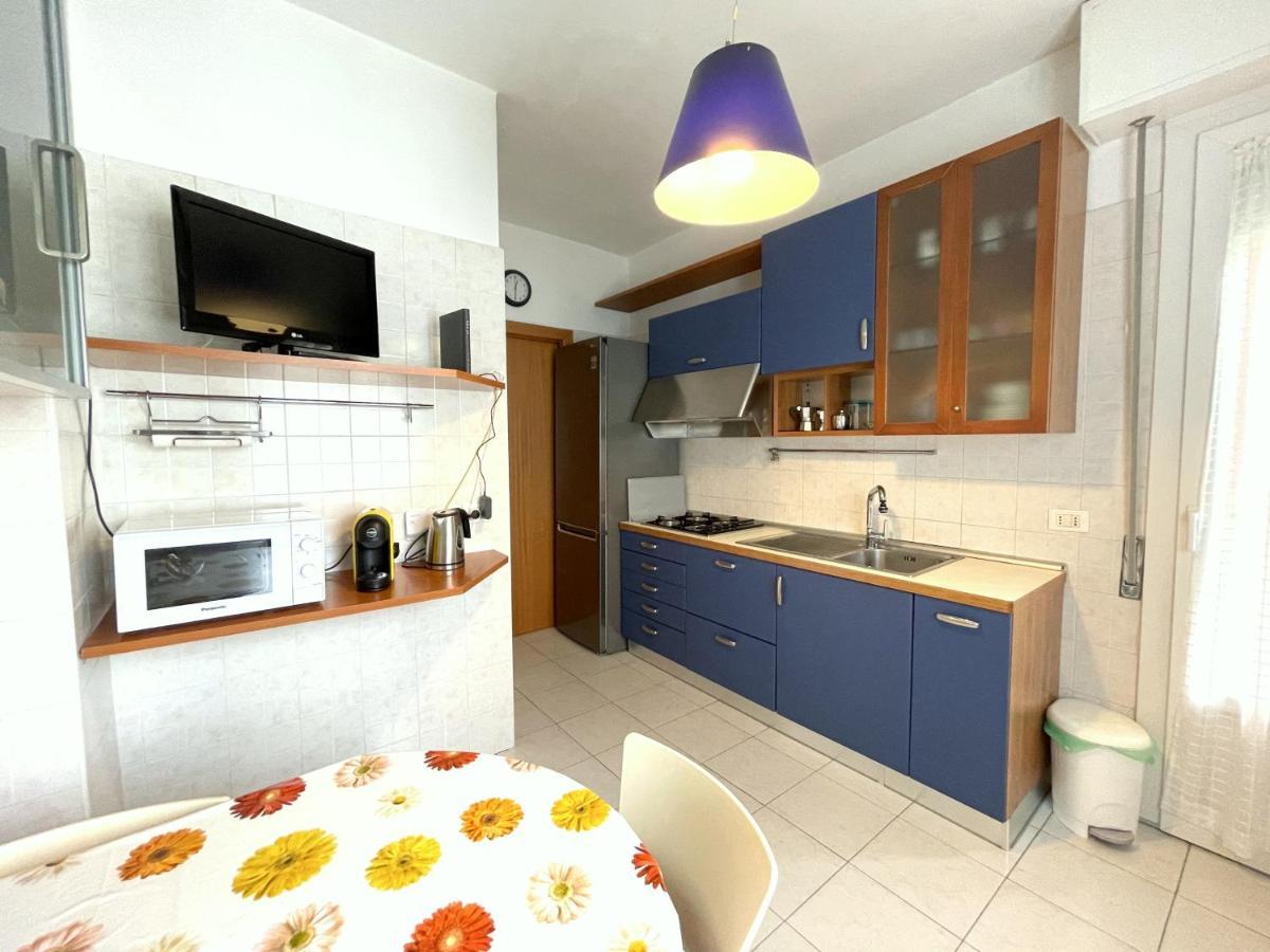 Апартаменти Accomodo Mib28 Bivano Navigli Мілан Екстер'єр фото